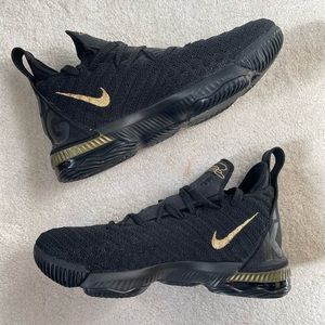 Nike Lebron 16 "I'm King" GS
